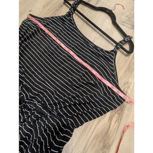 Sz 2 Torrid Super Soft Pinstripe Romper - Picture 4 of 6